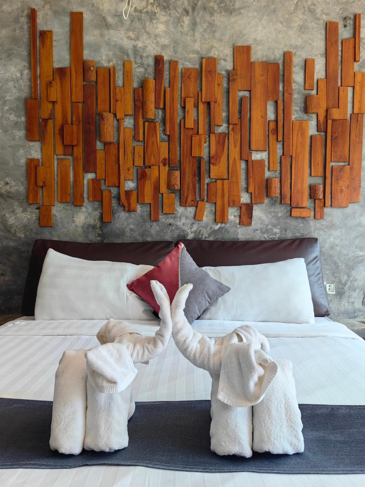 Keeree Loft Resort