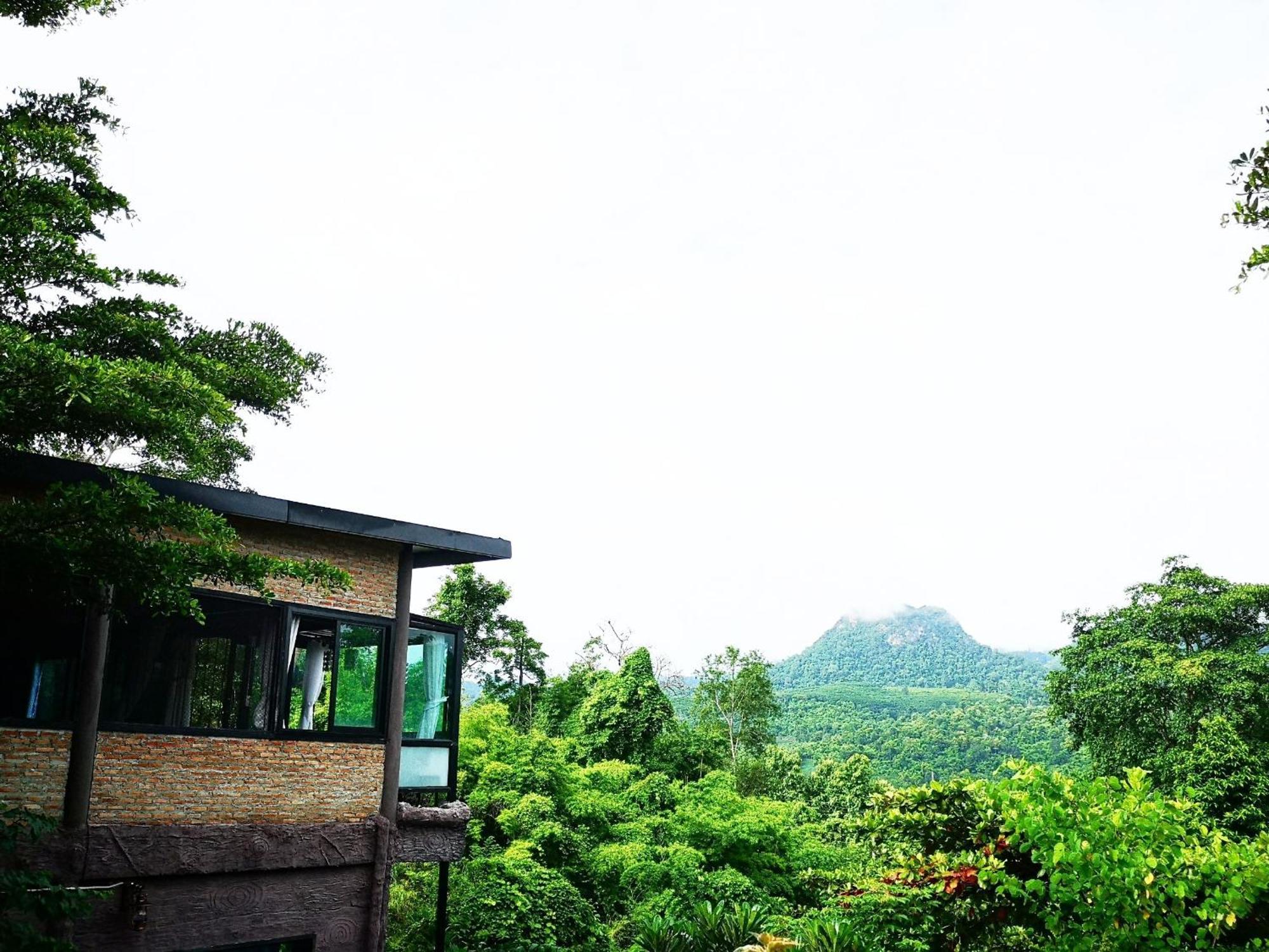Resort Keeree Loft Thong Pha Phum