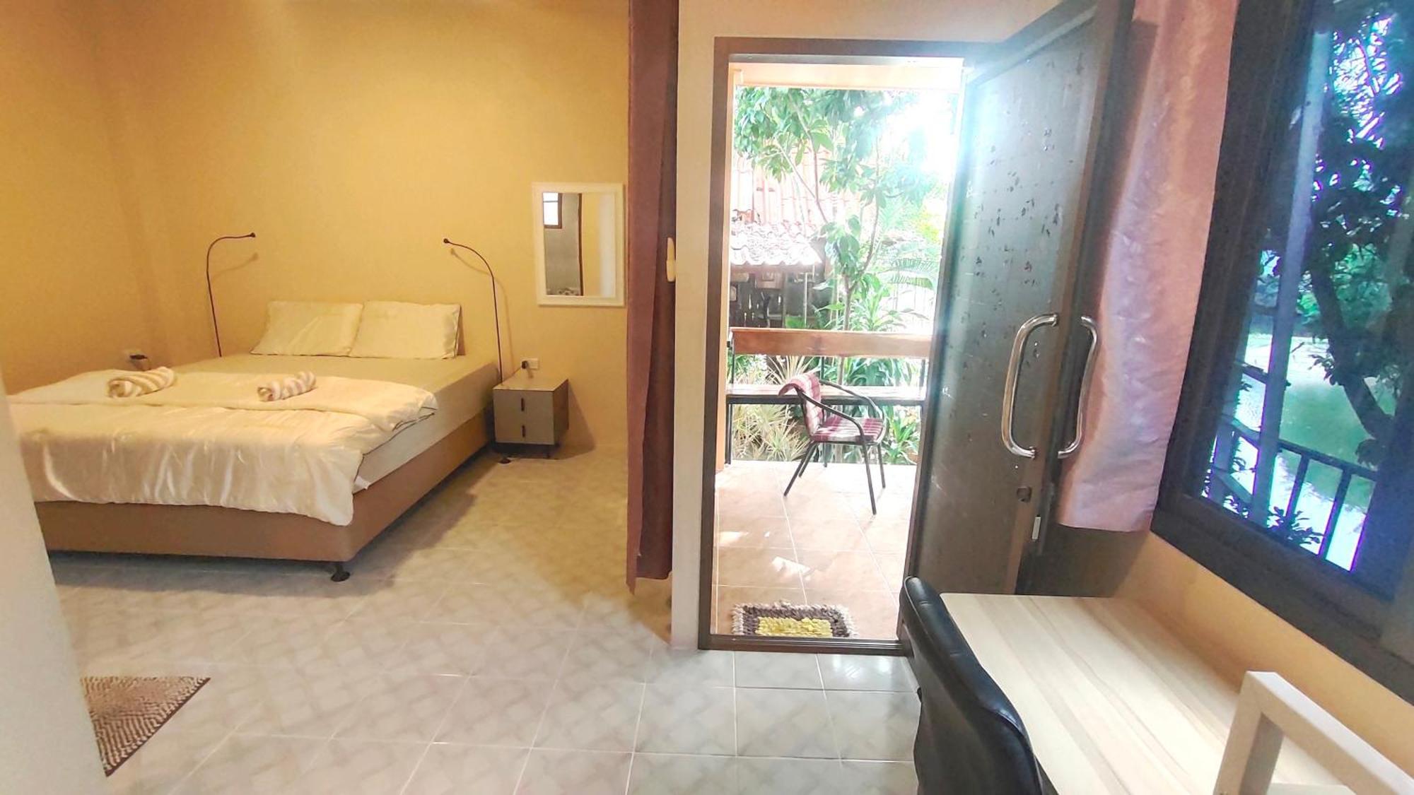 Moon River Resort Phimai