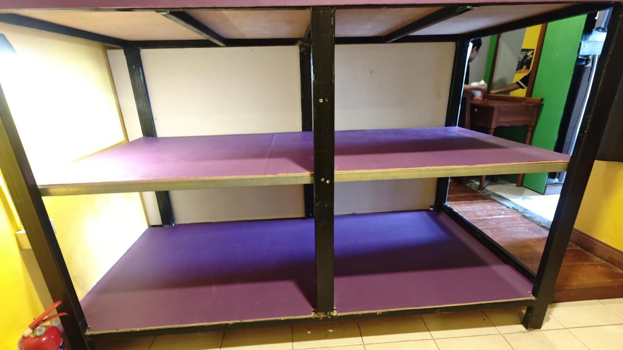 The Funky Monkey - 18 To 40 Years Old Only Hostel *