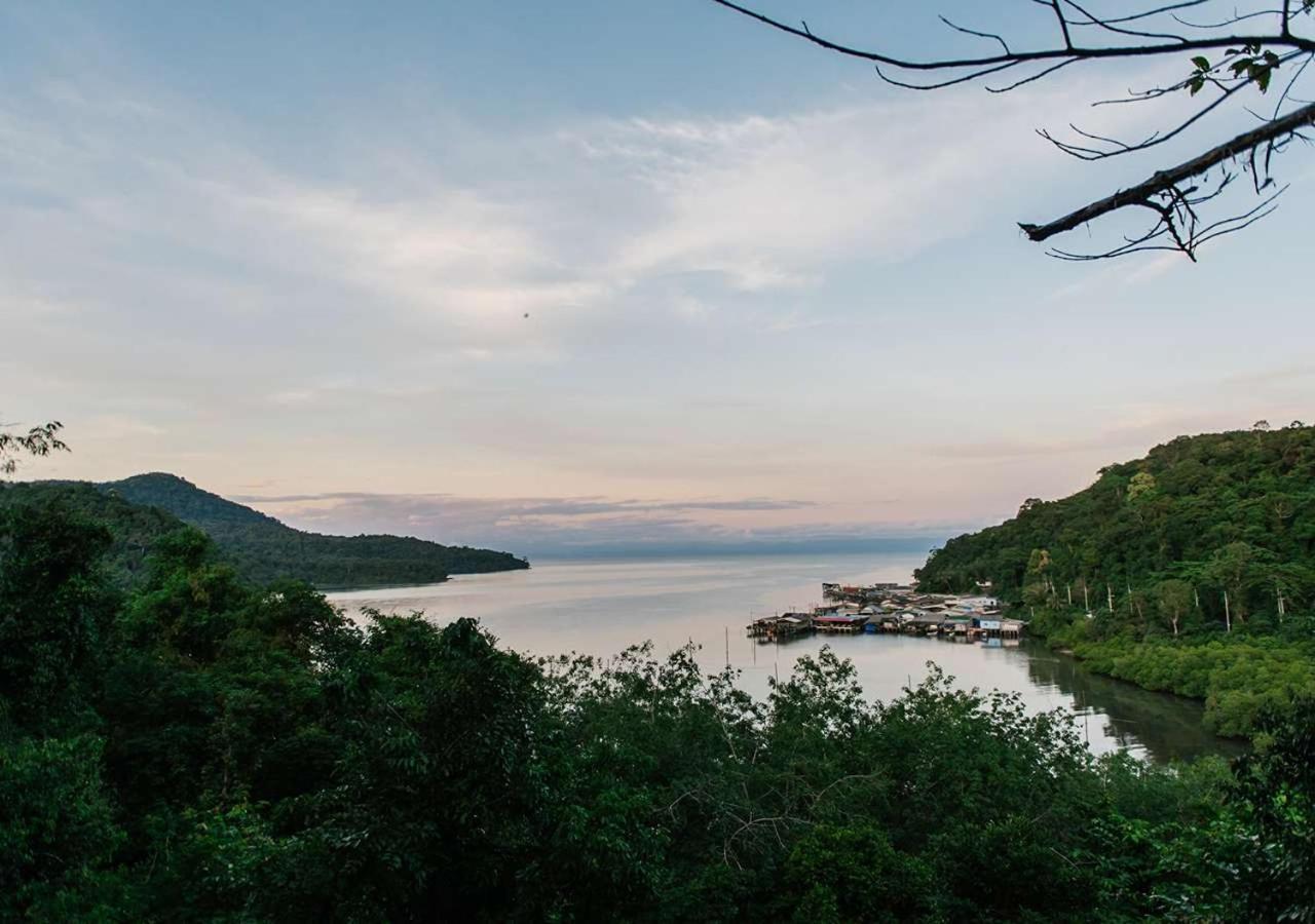 Ao Yai Koh Kood *