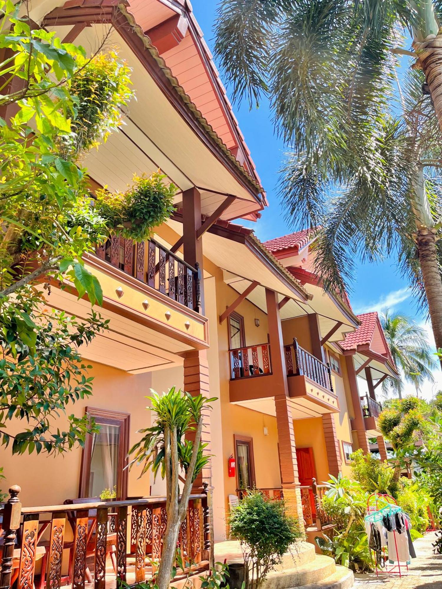 Lanta Nature House Hostel *