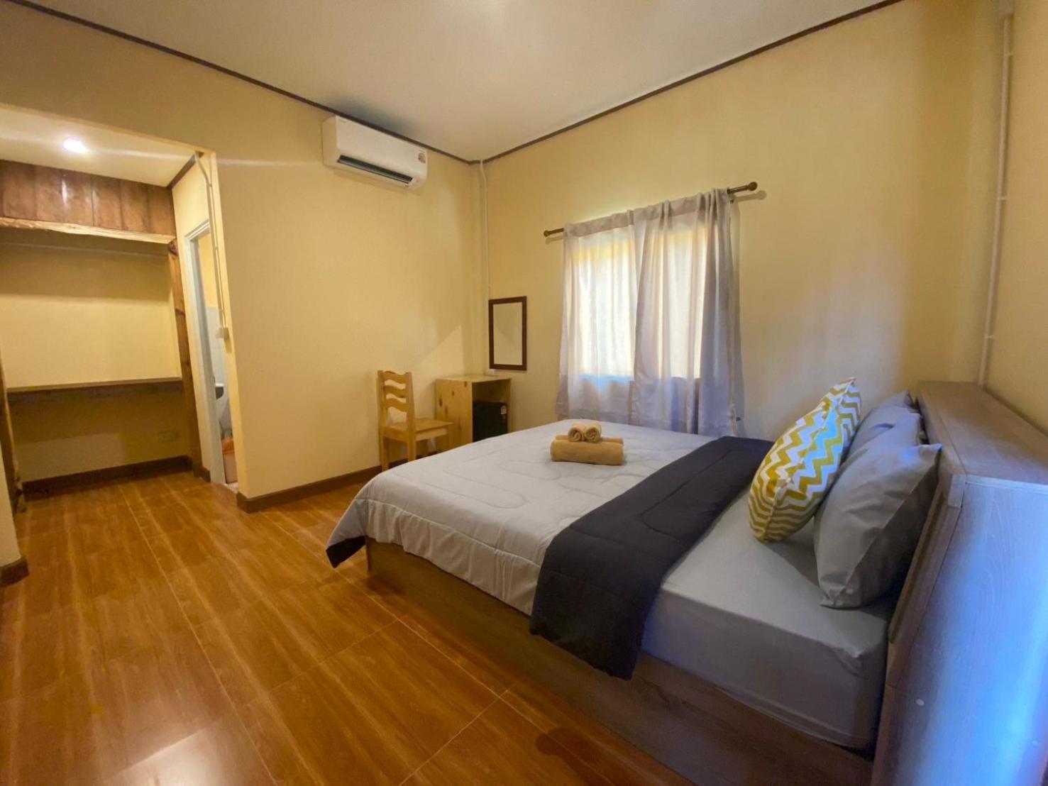 Resort Baan Panseng Ko Kut