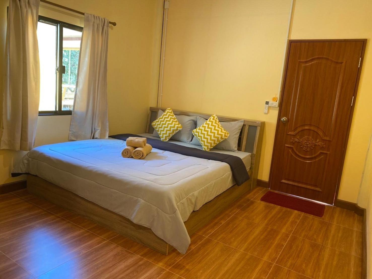 Baan Panseng Resort *