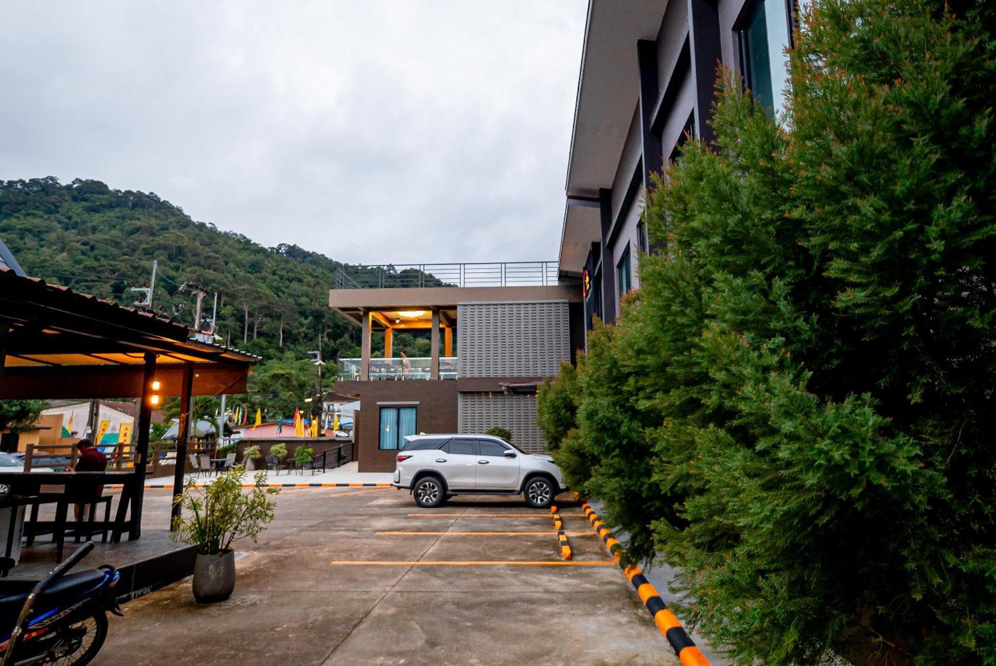 Hotel Tobedzz Ranong