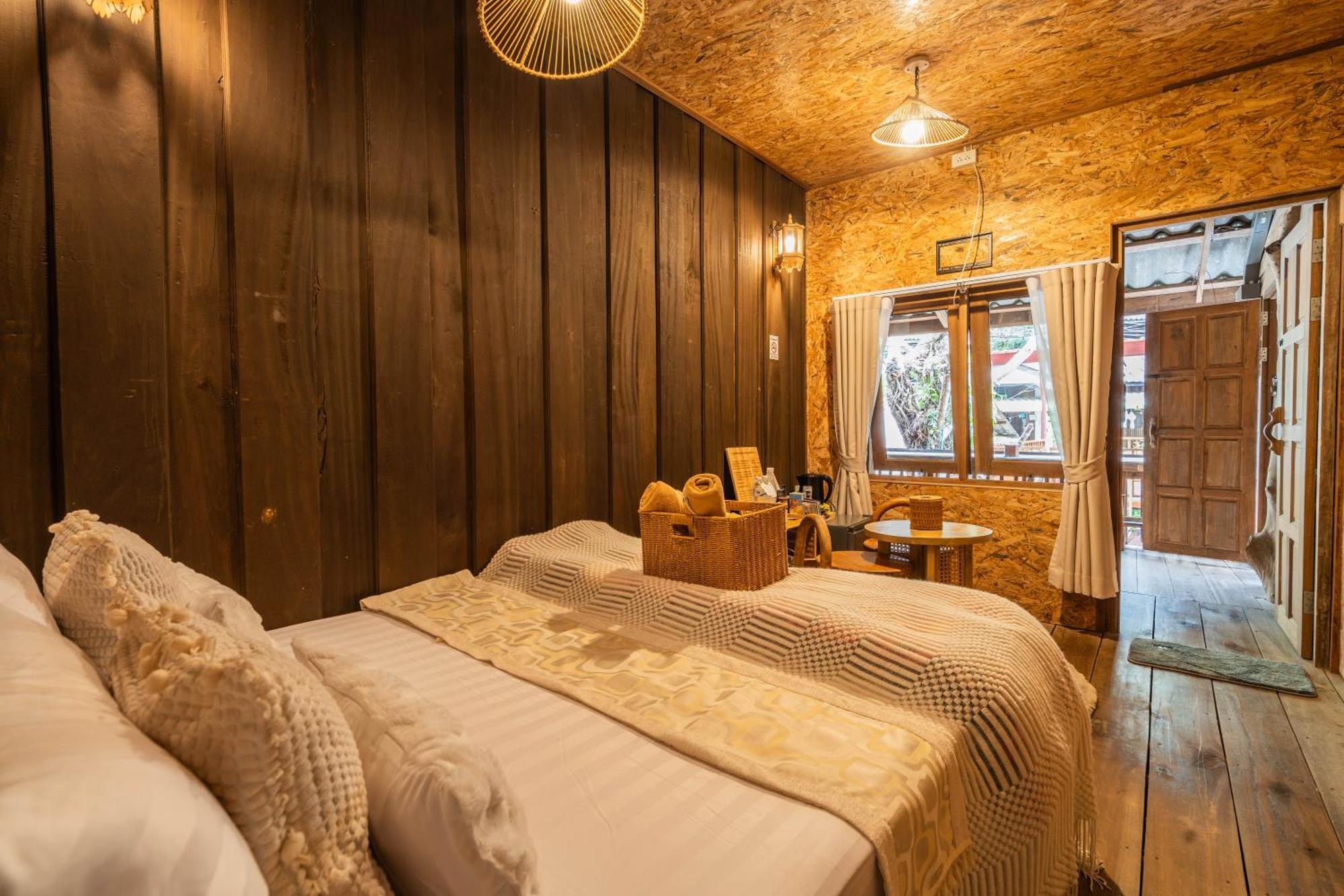 ไชยพล หมู่บ้านแม่กำปอง Farm stay *