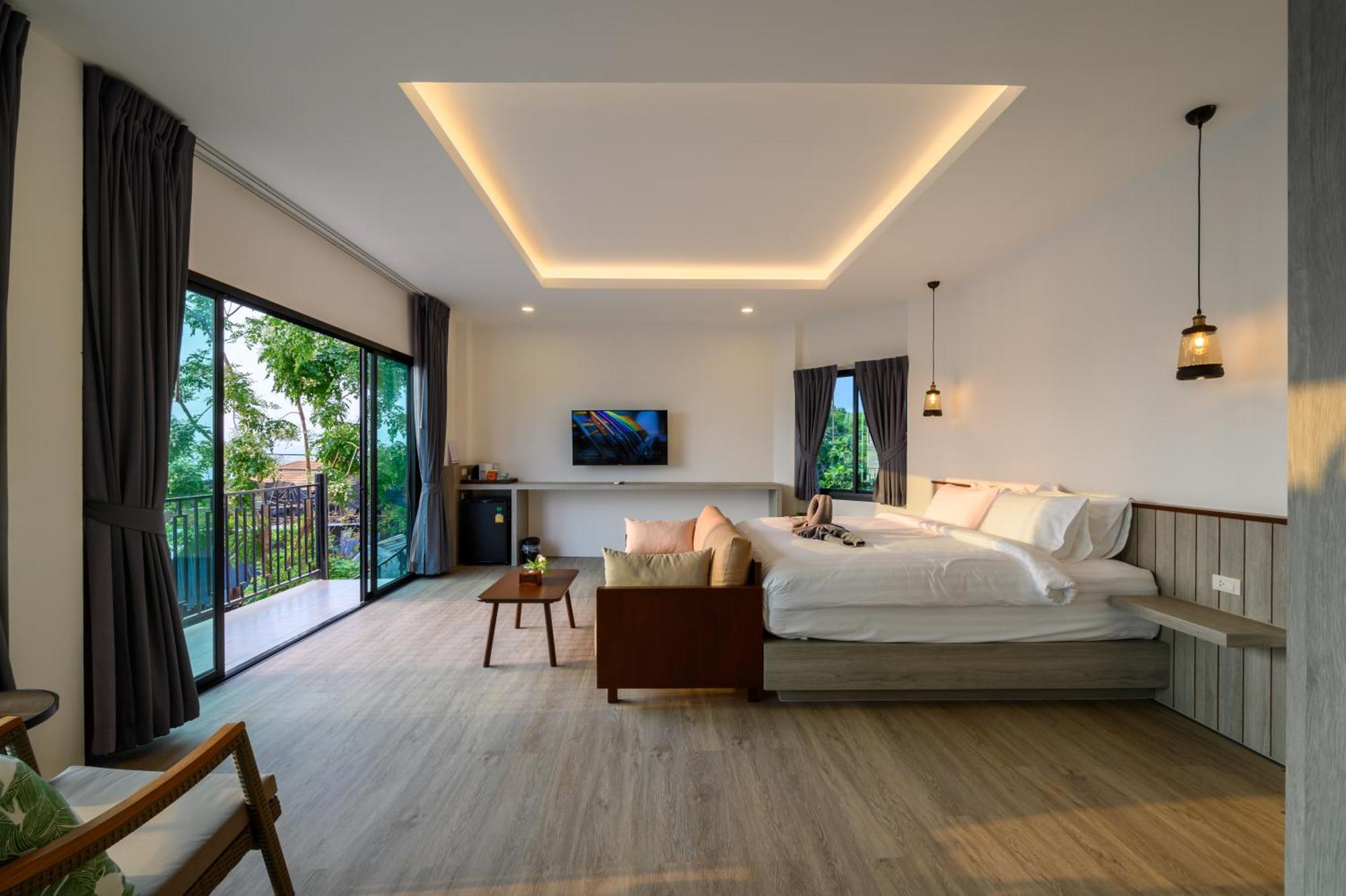Hotel Rocco Ko Lan