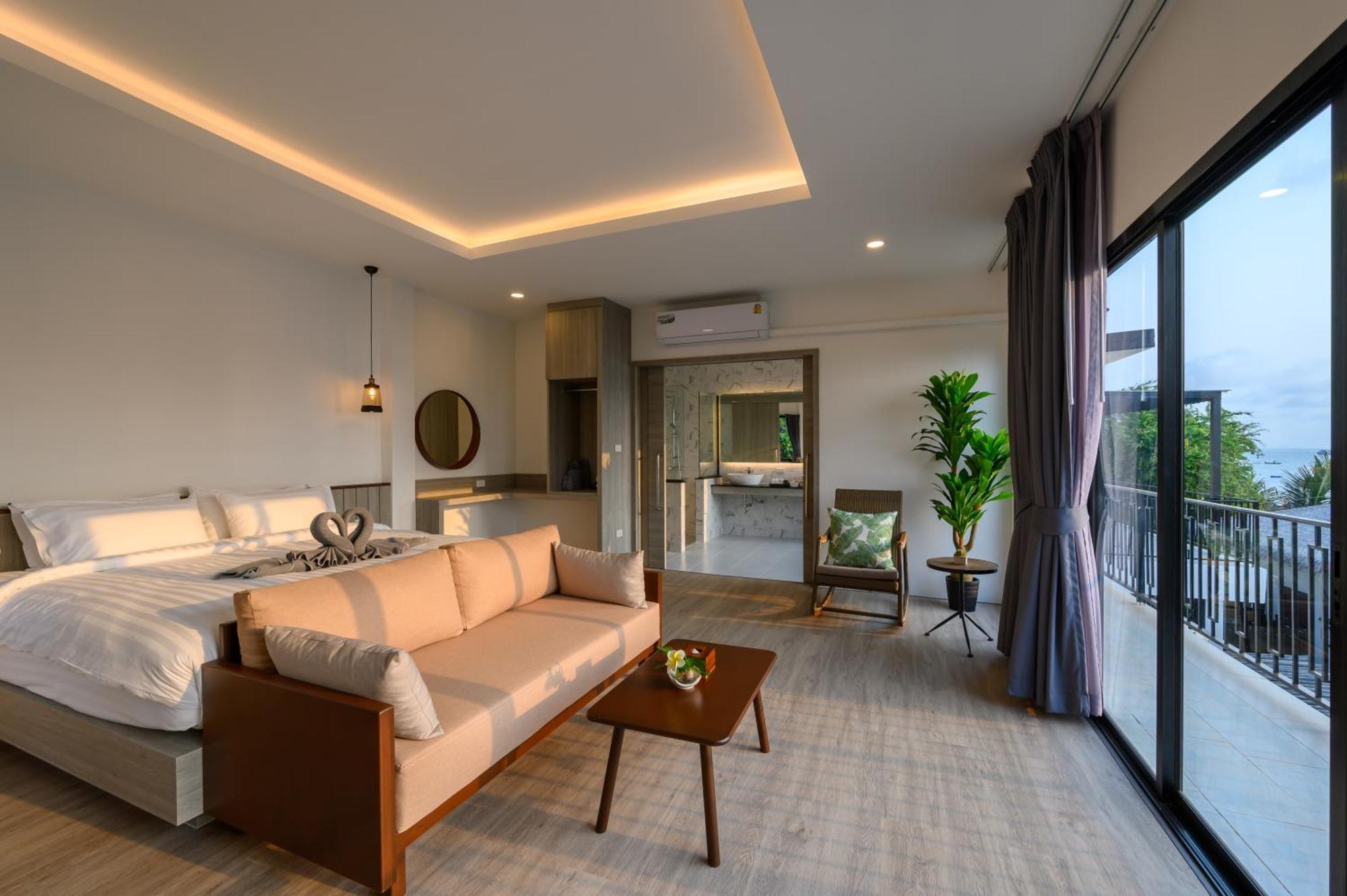 Hotel Rocco Ko Lan