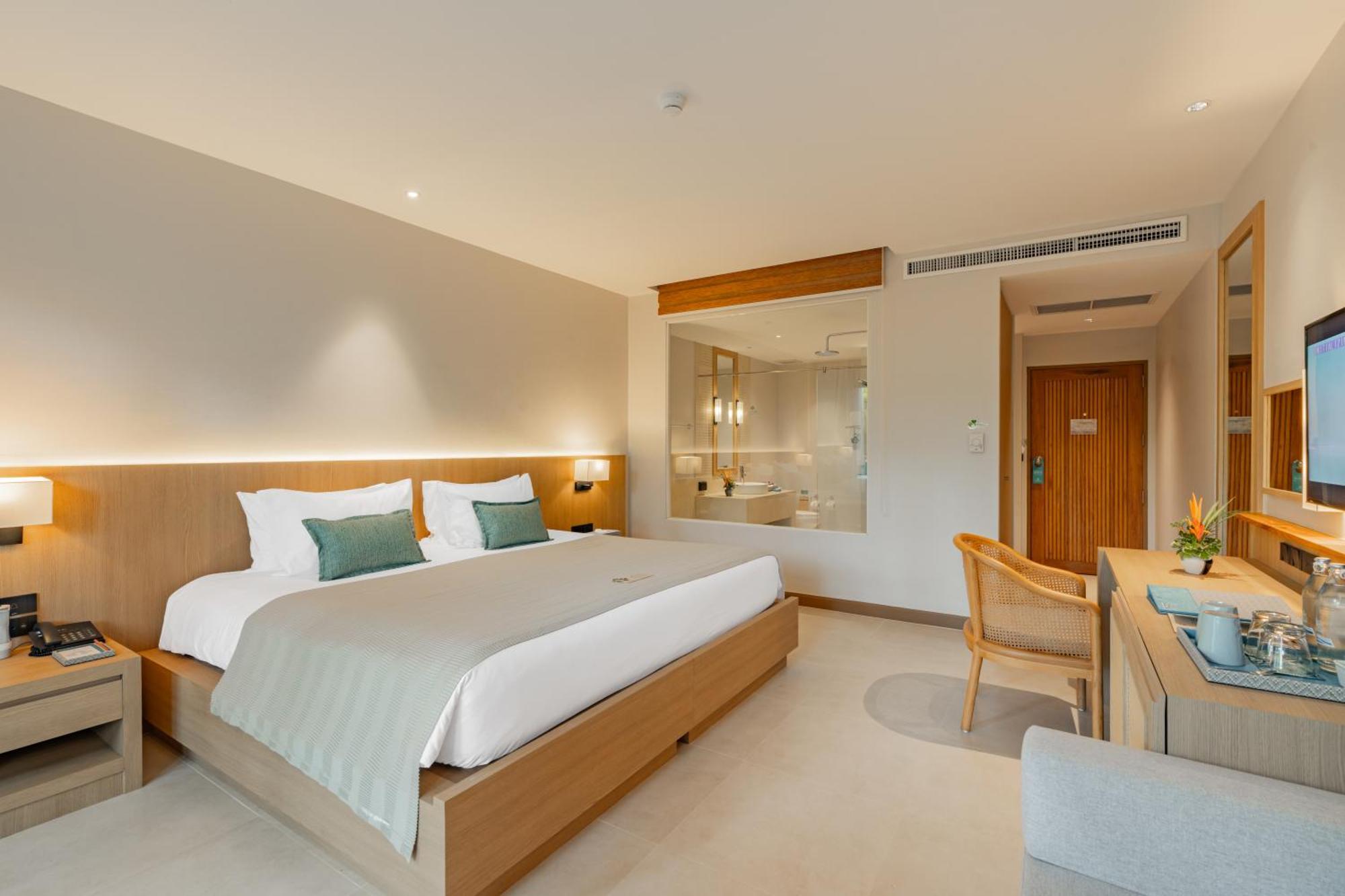 Apsara Beachfront & - Sha Extra 4* Khao Lak