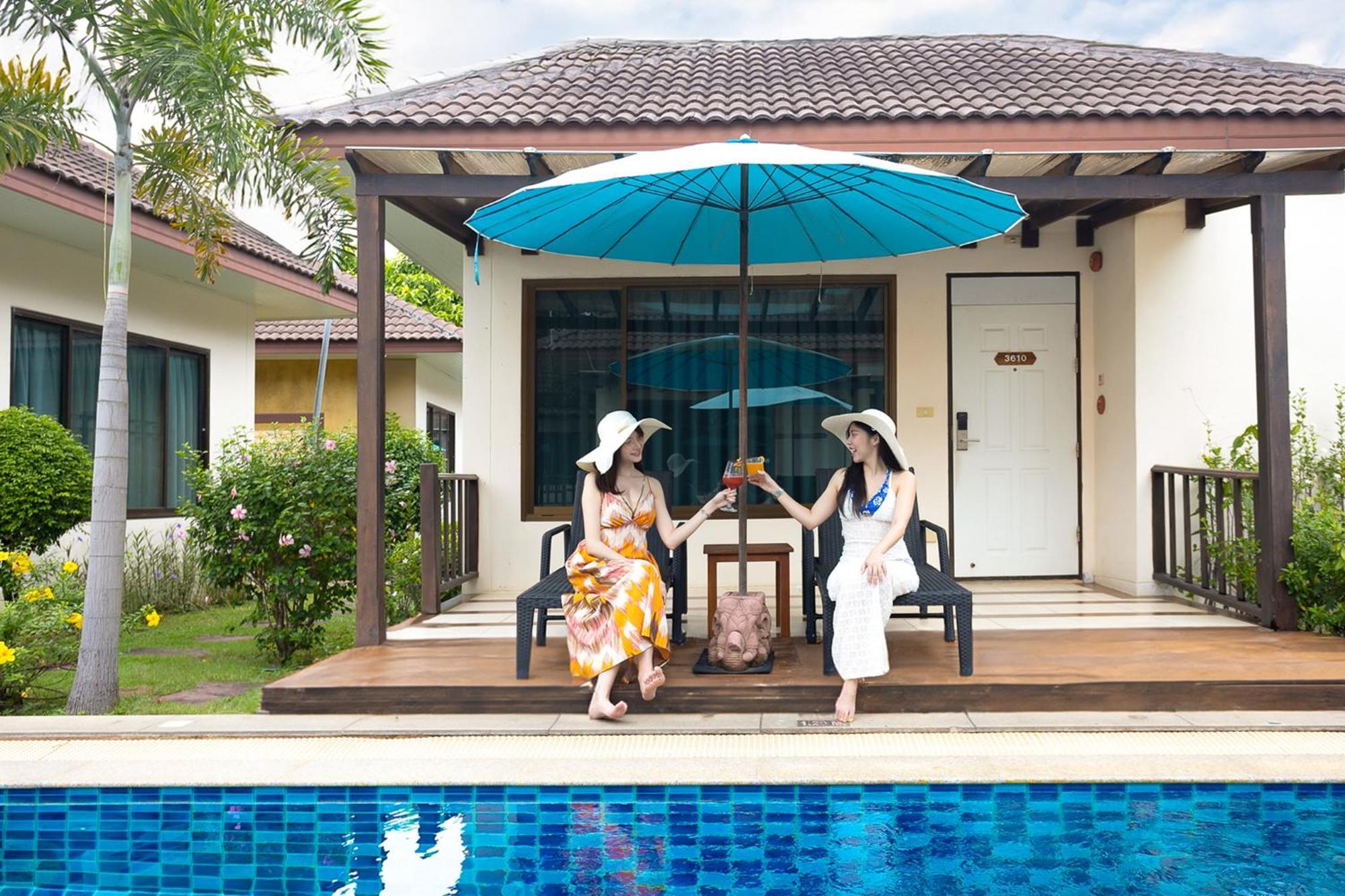 Pinnacle Grand Jomtien And Club 4*