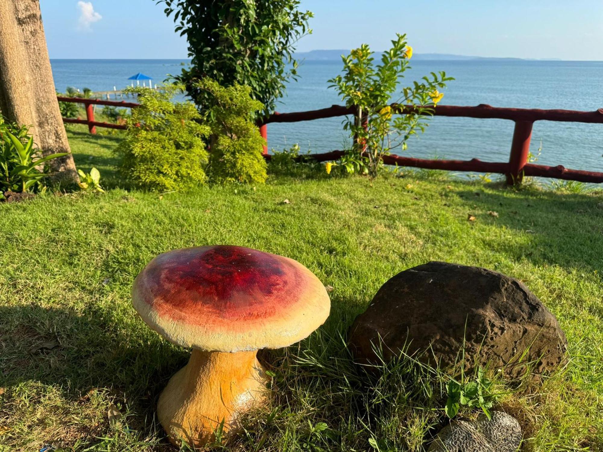 Buri Hut Natural Resort