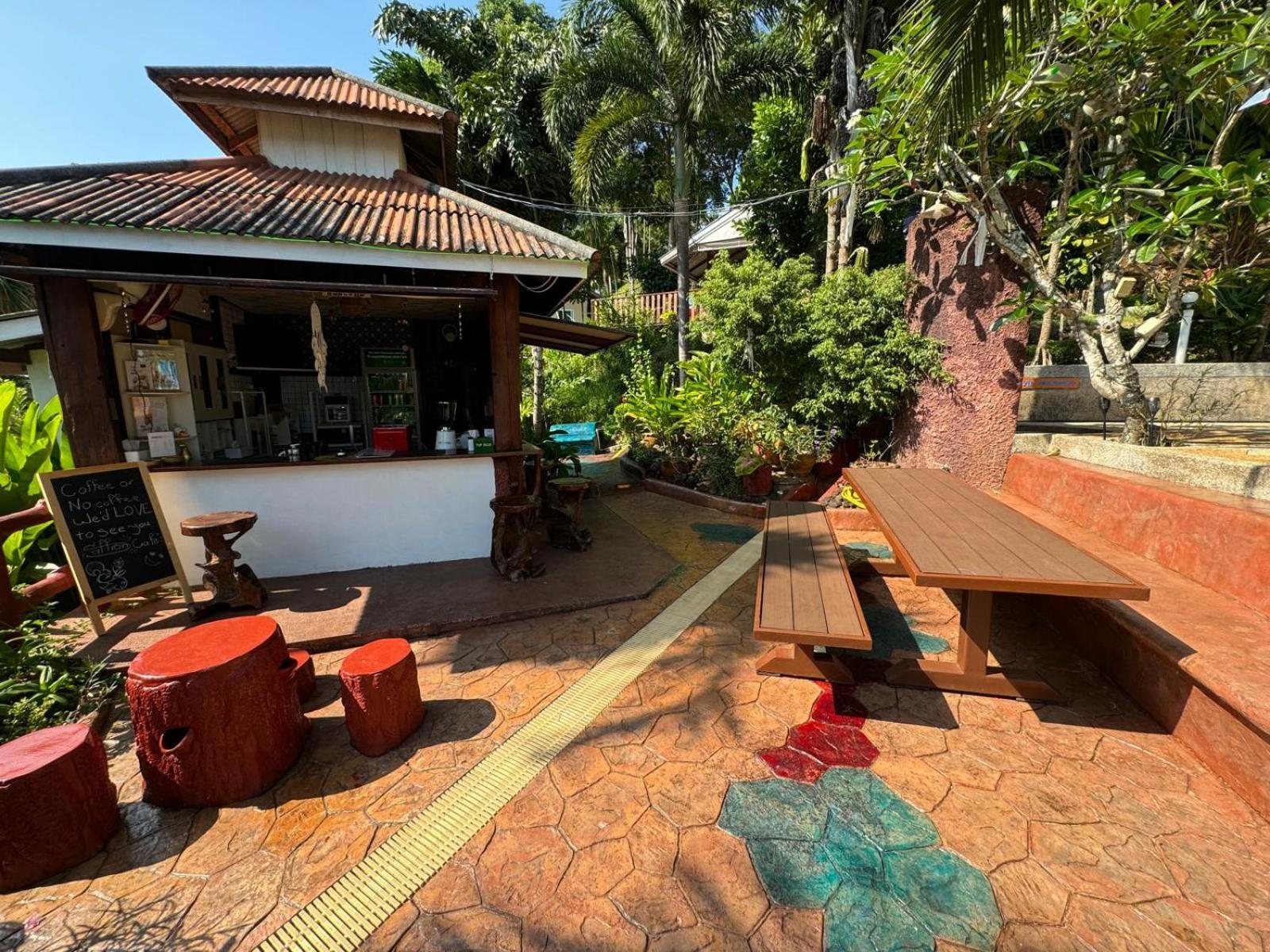 Resort Buri Hut Natural