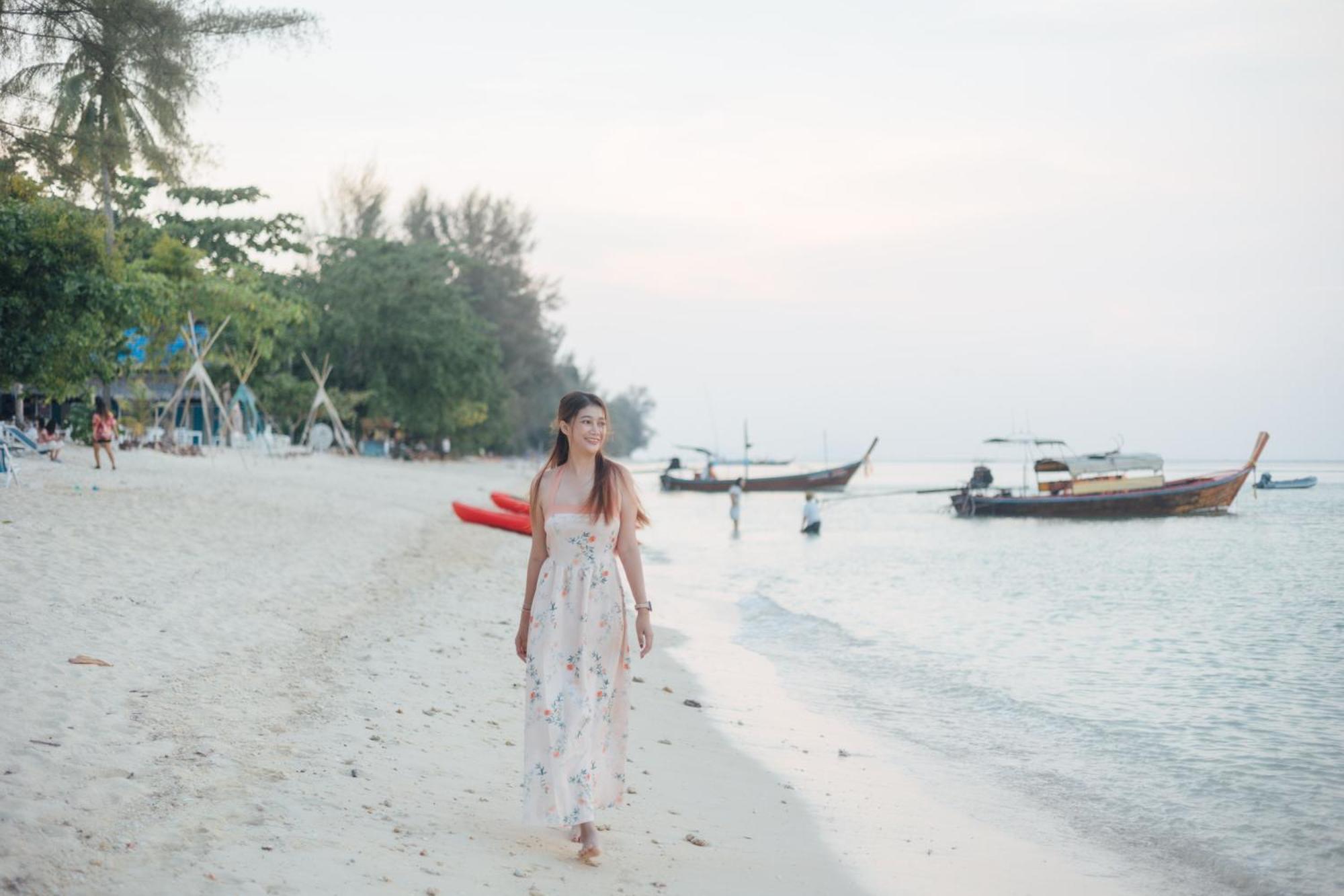 Mayalay Resort-green Resort 3*