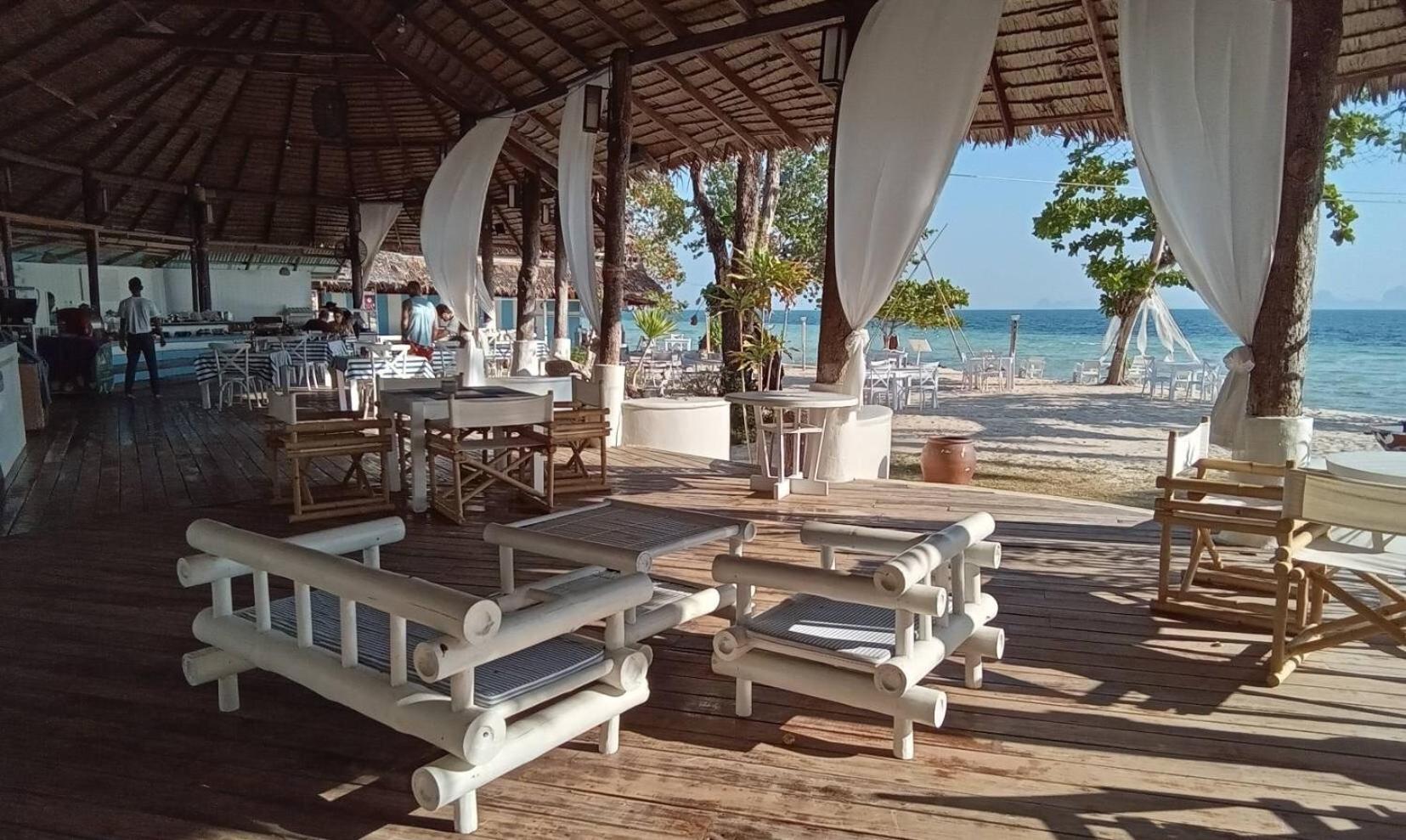 Resort Mayalay Resort-green Koh Ngai
