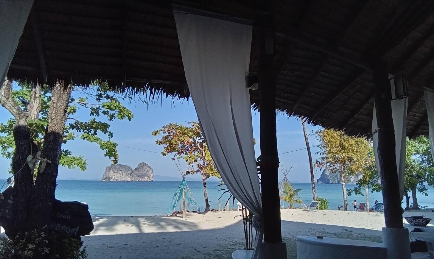Mayalay Resort-green Koh Ngai