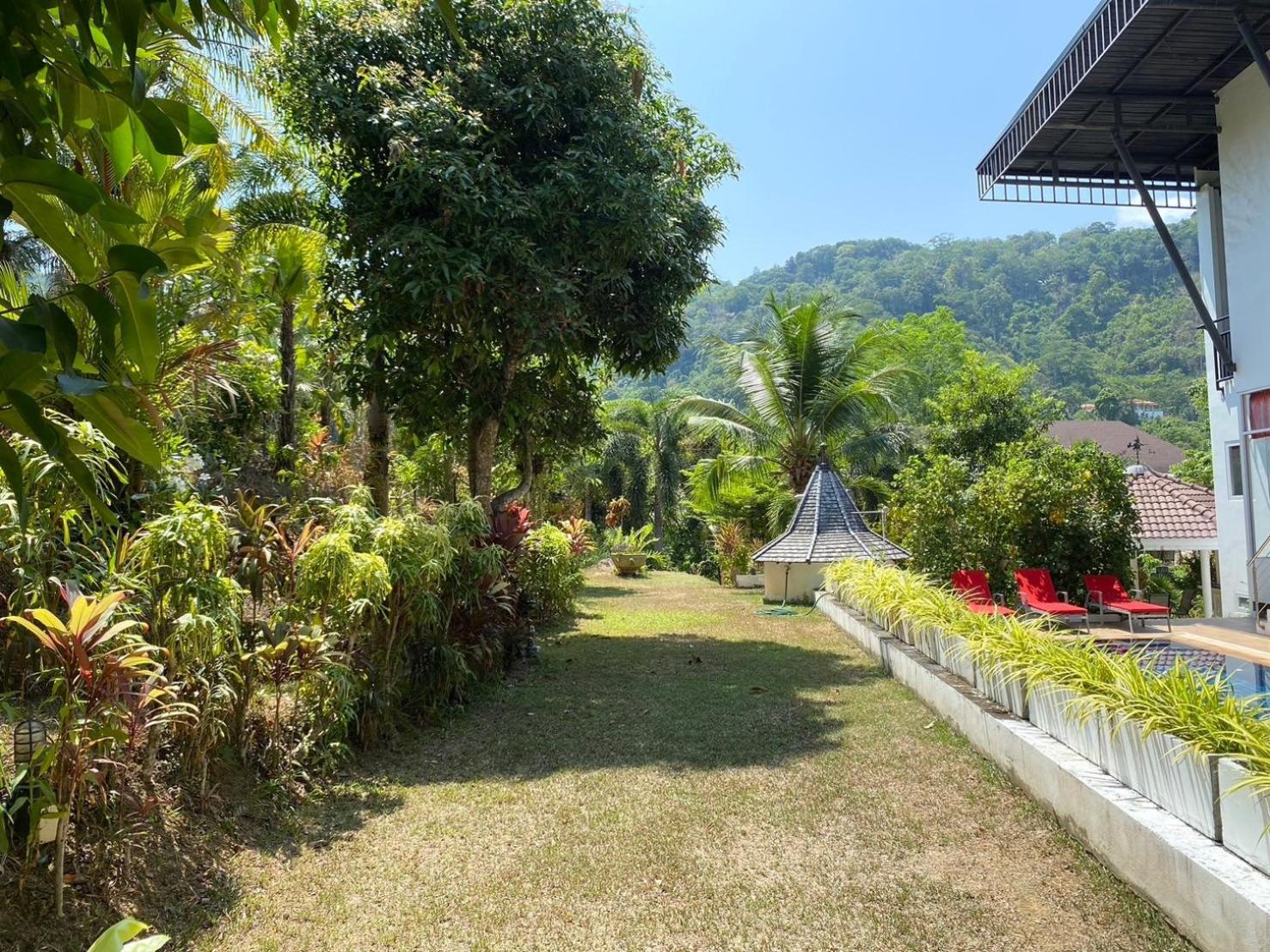 - Nap Dau - 10 Bedroom Private Pool - Phuket Villa