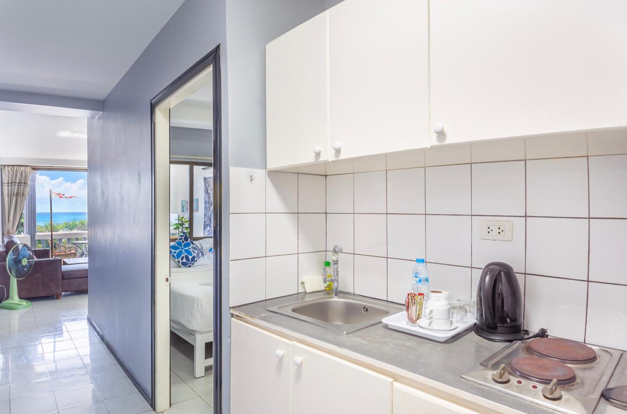 Guest house Happy Vikings - Beachfront 3*