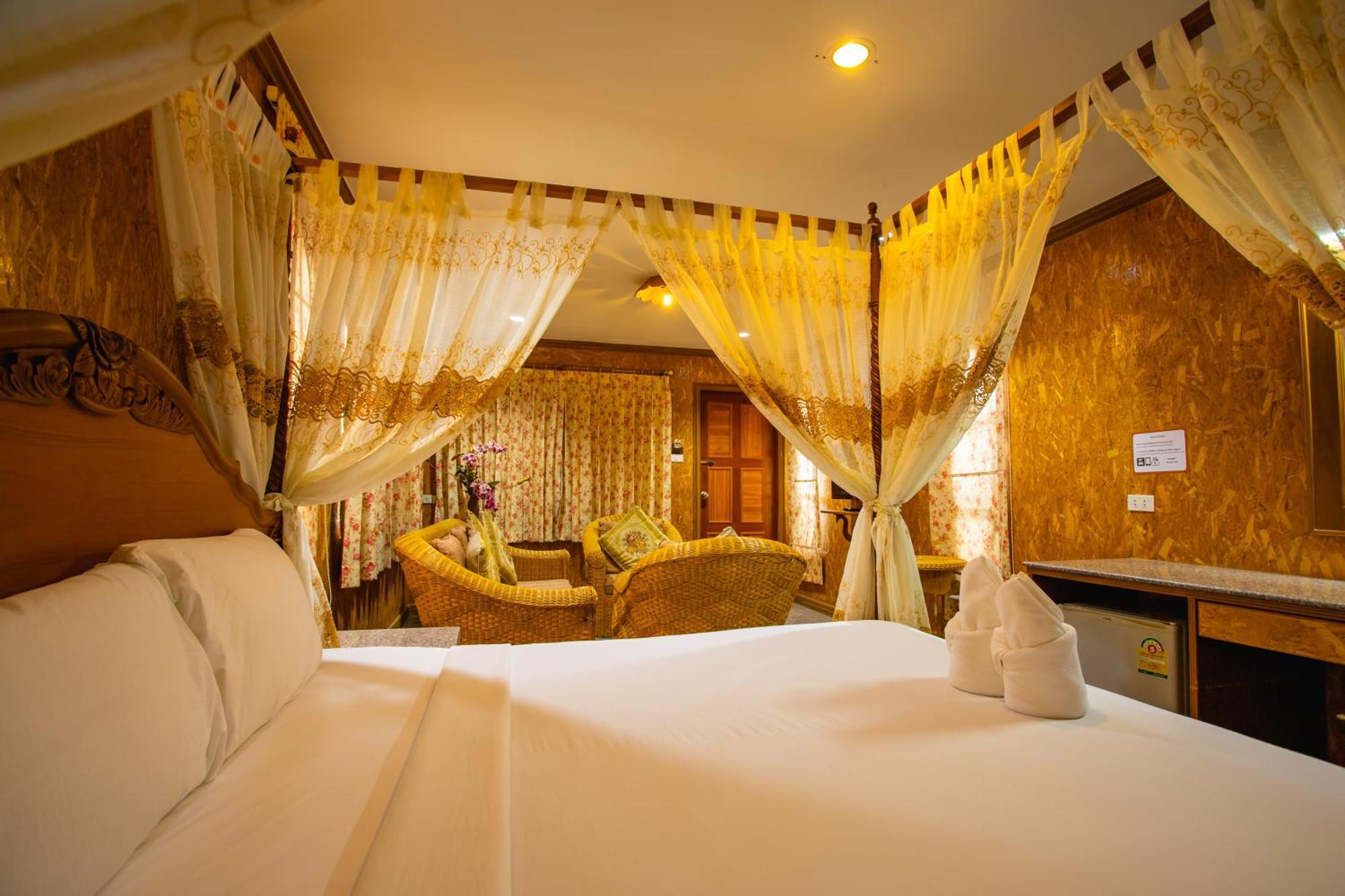 Resort Chatsuree Boutique