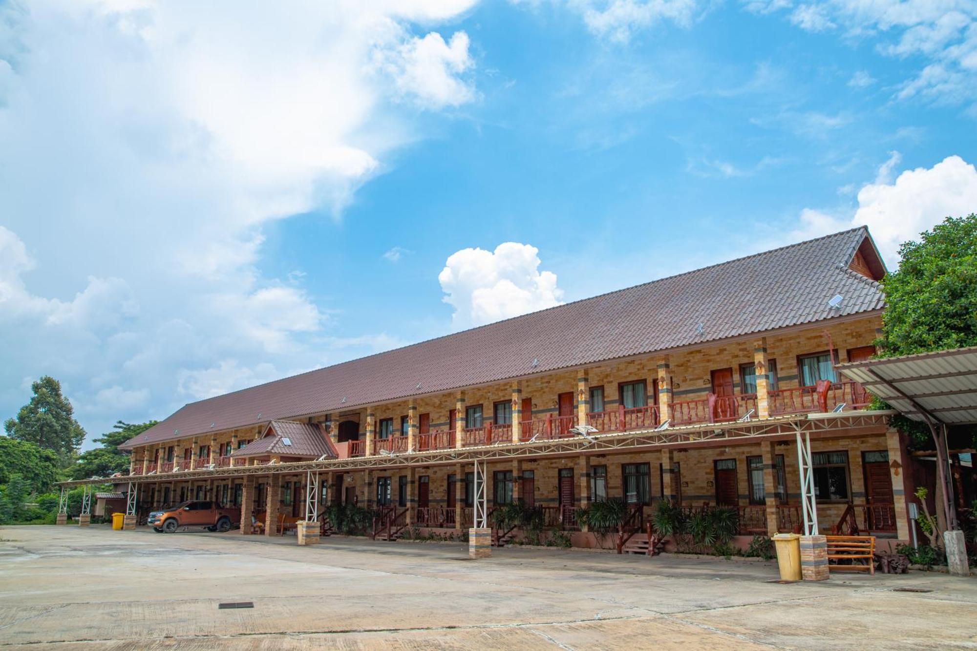 Resort Chatsuree Boutique