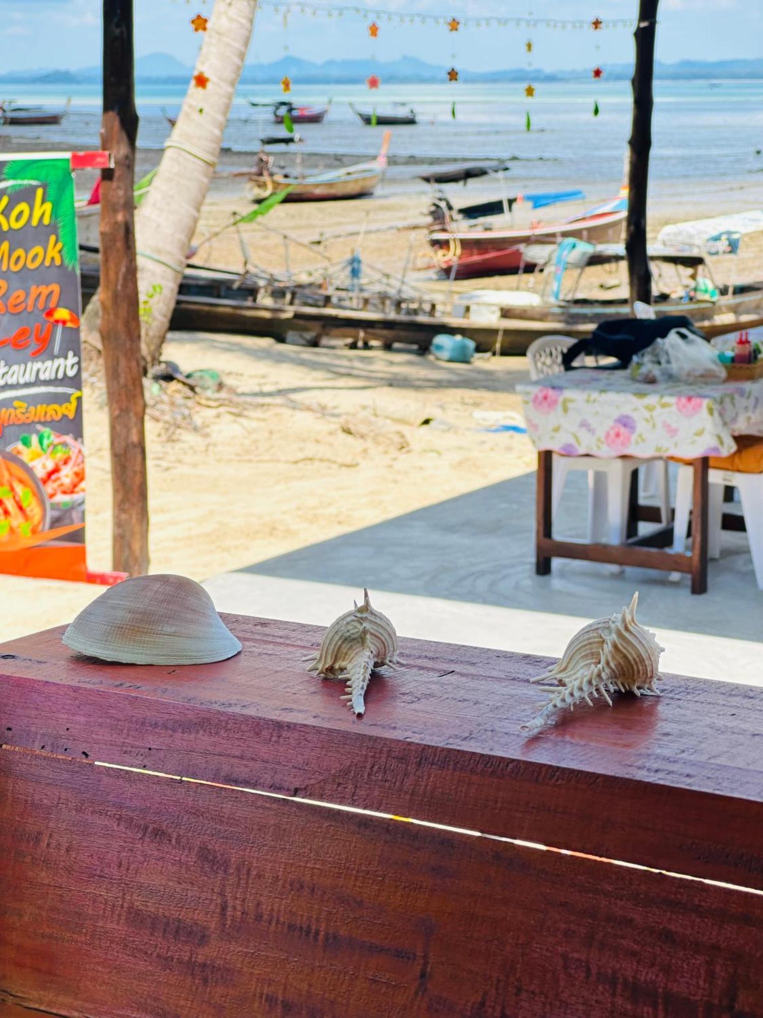 Koh Mook Rem Ley Guest house Trang
