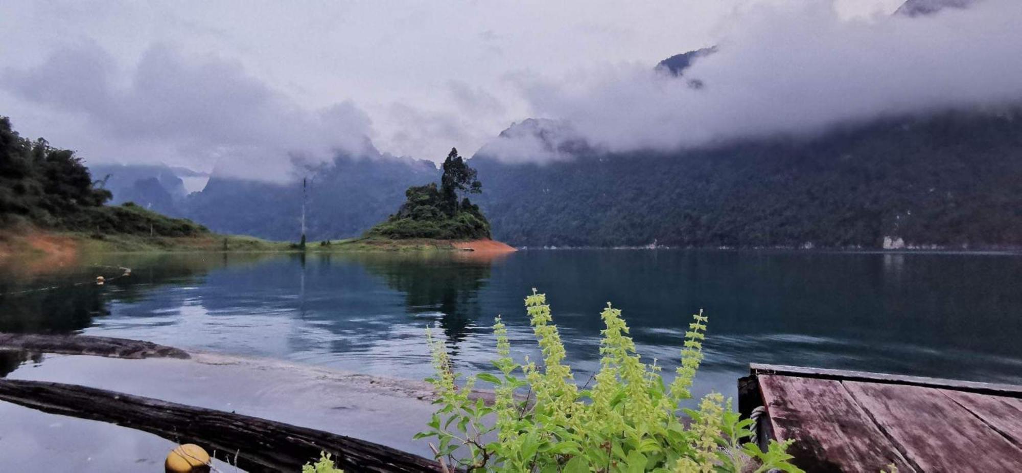 Khaosok Happy House Bed & Breakfast Khao Sok National Park
