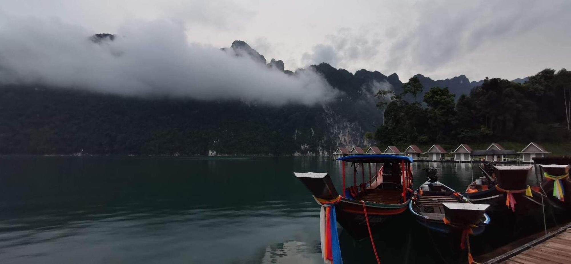 Khaosok Happy House Khao Sok National Park