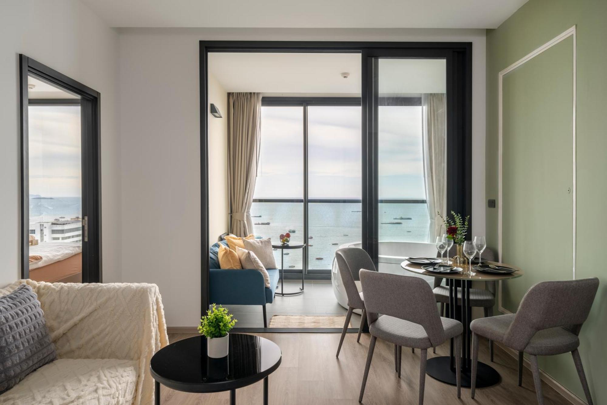 Vacaystation Edge Hotel