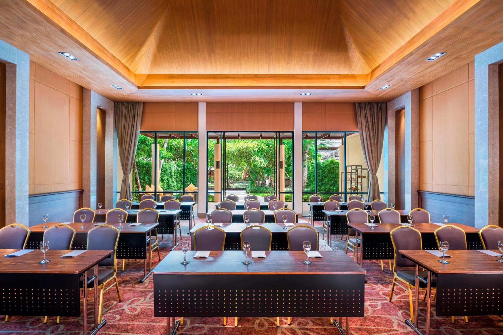 Resort Sheraton Hua Hin 5*