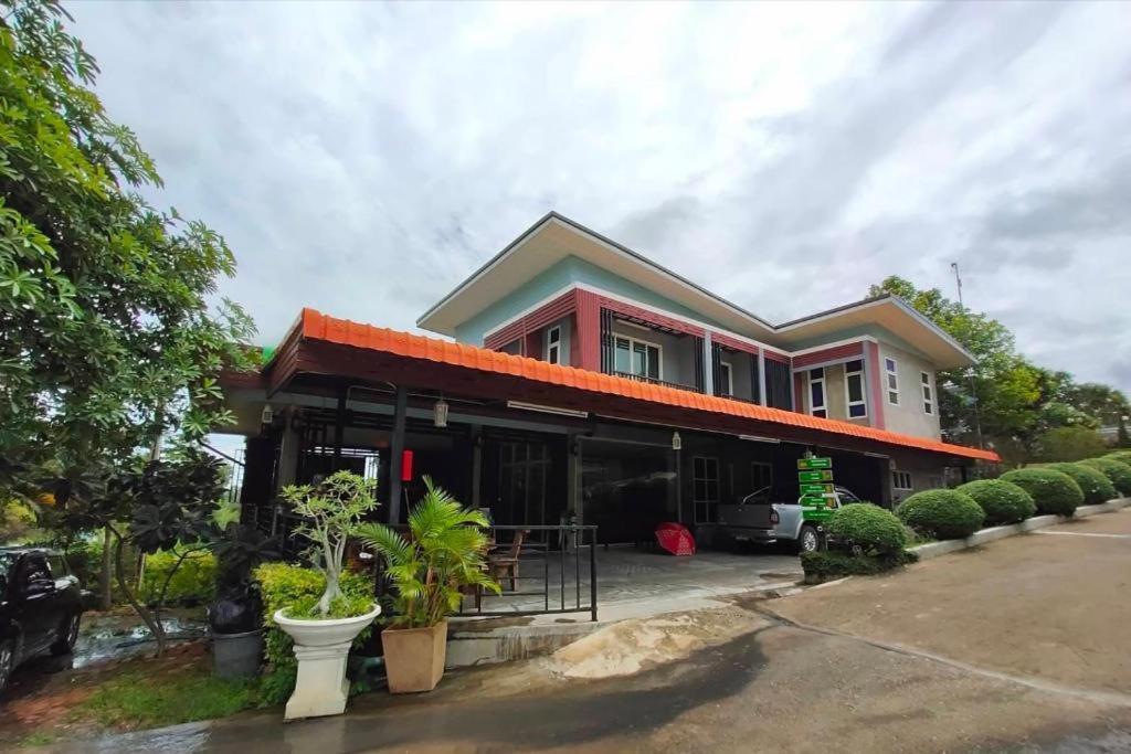 Tiamchanwanphen Resort Ban Mae La