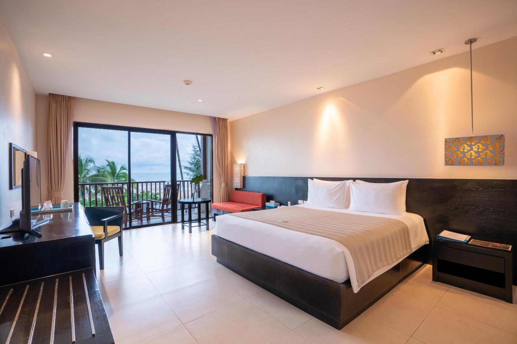 Apsara Beachfront & - Sha Extra Resort