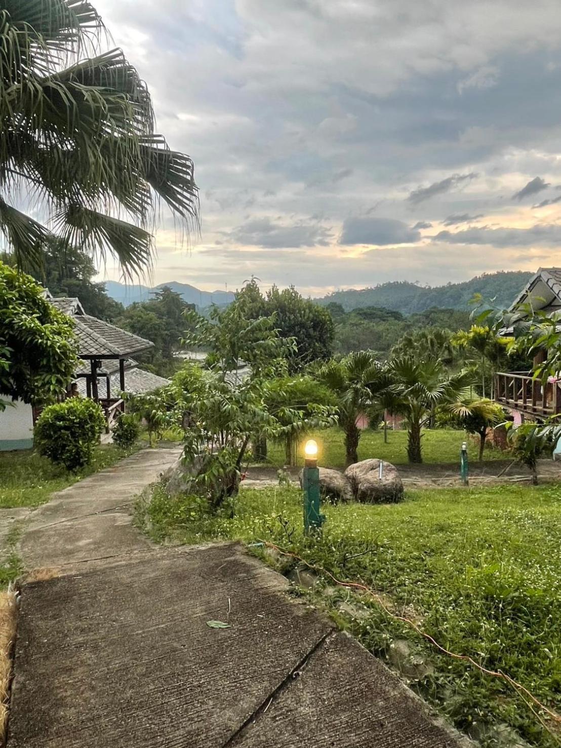 & Baan Chonphao Pai