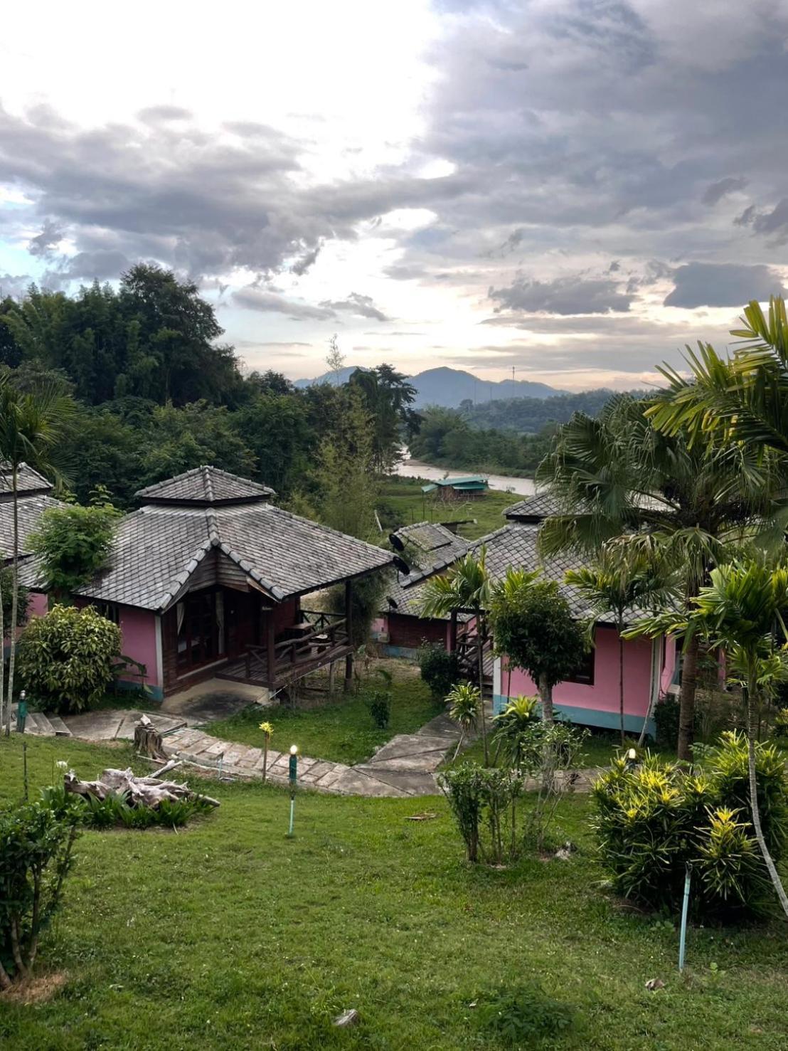 Lodge & Baan Chonphao