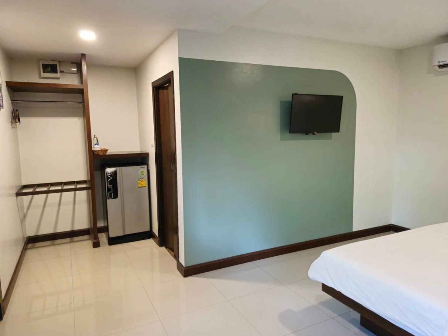 Chalicha Resort 3*