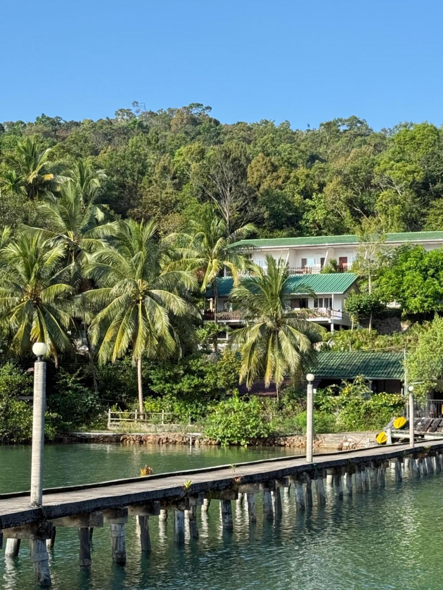 Island View Resort