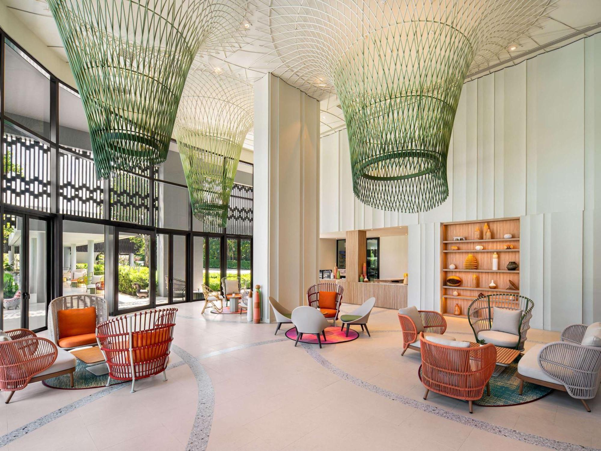 Mercure Rayong Lomtalay & Resort 4*