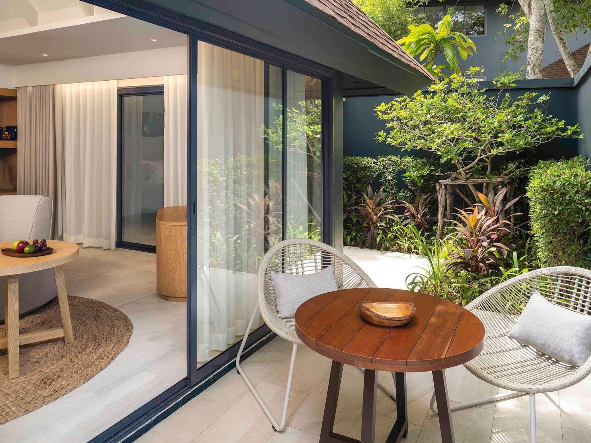 Mercure Rayong Lomtalay & 4* Mae Phim
