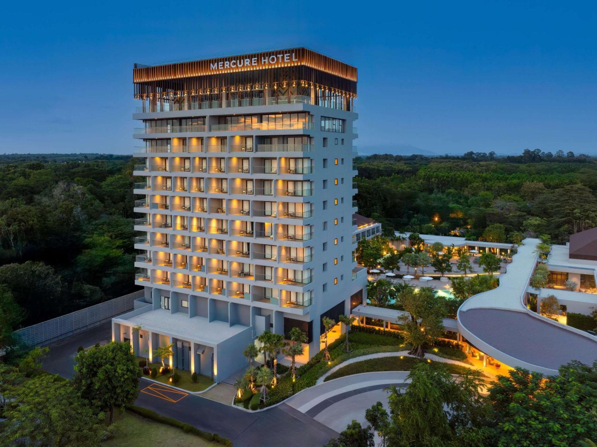 Mercure Rayong Lomtalay & Resort 4*