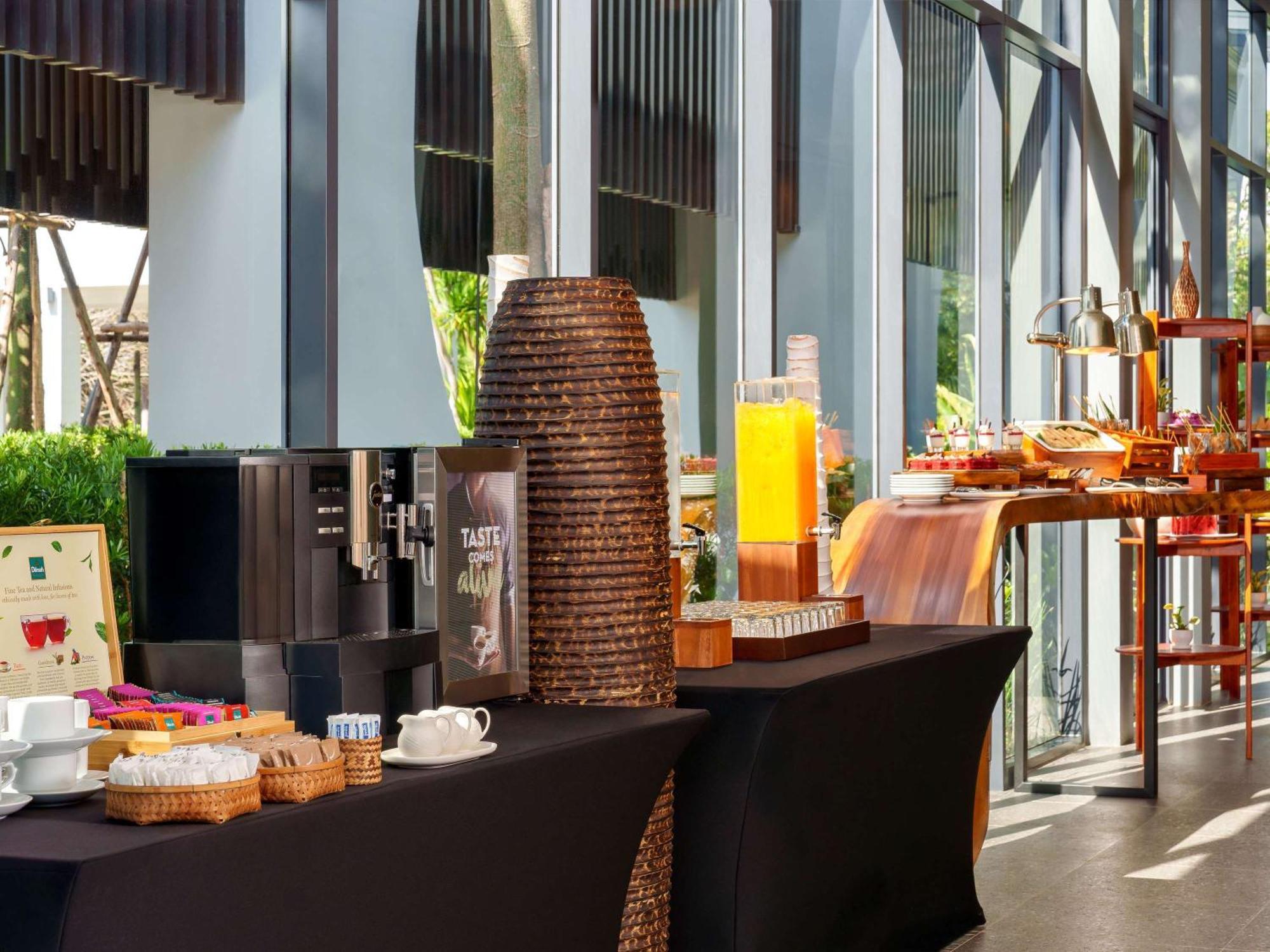 Mercure Rayong Lomtalay & Mae Phim