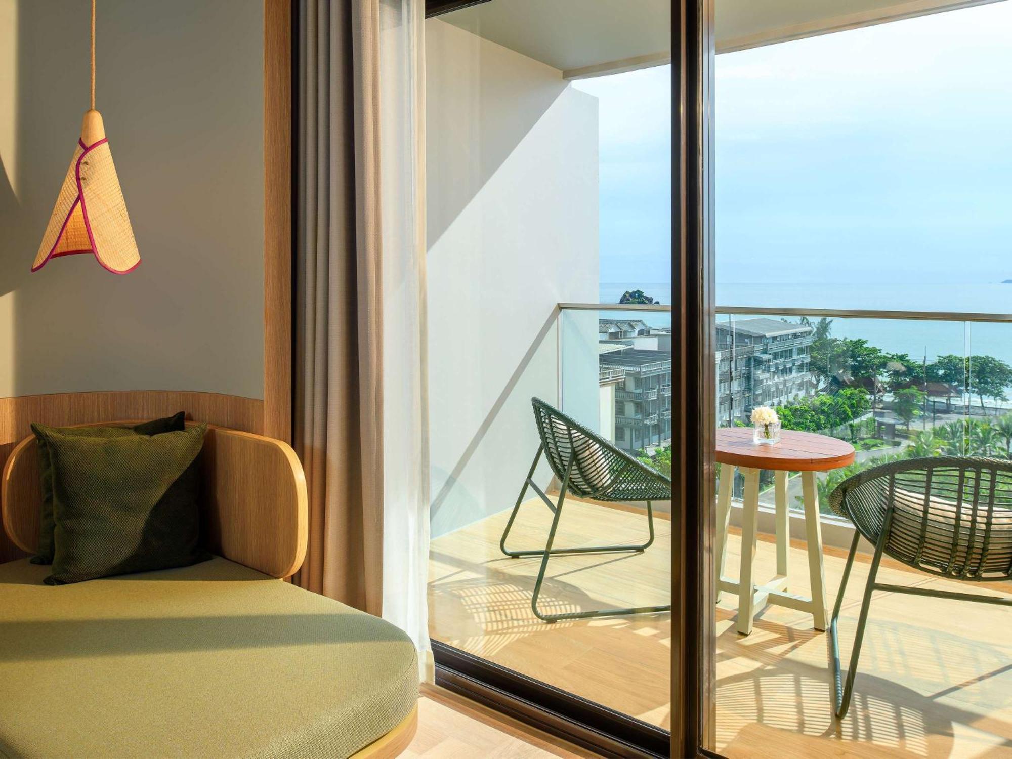 Mercure Rayong Lomtalay & Resort