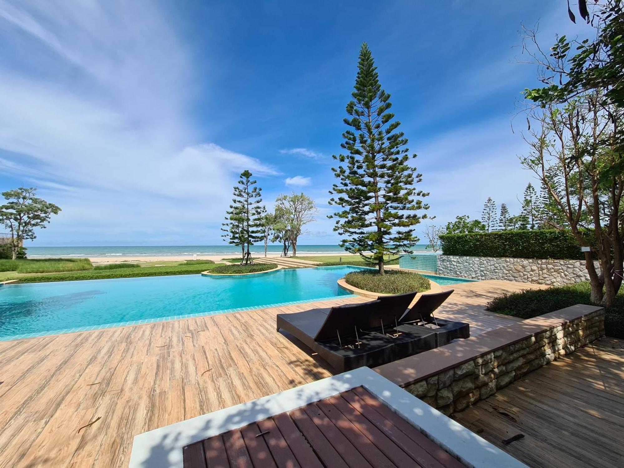 Amara Pool At Boulevard Tuscany Chaam Huahin Cha-Am