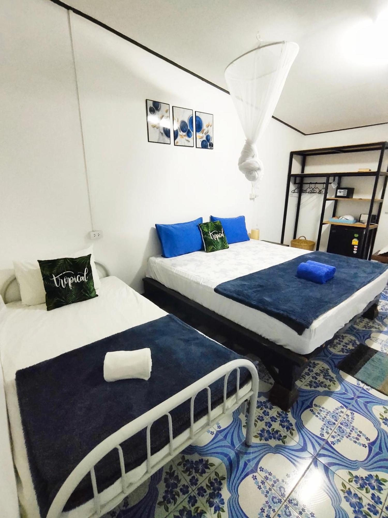 Long Simple House (adults Only) Guest house