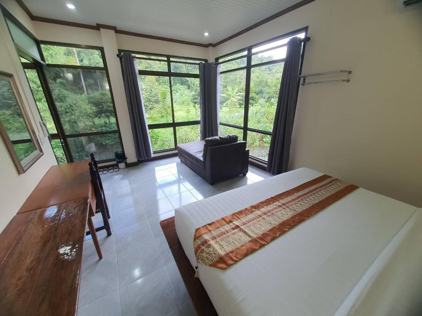 Malulee Khaosok * Khao Sok National Park