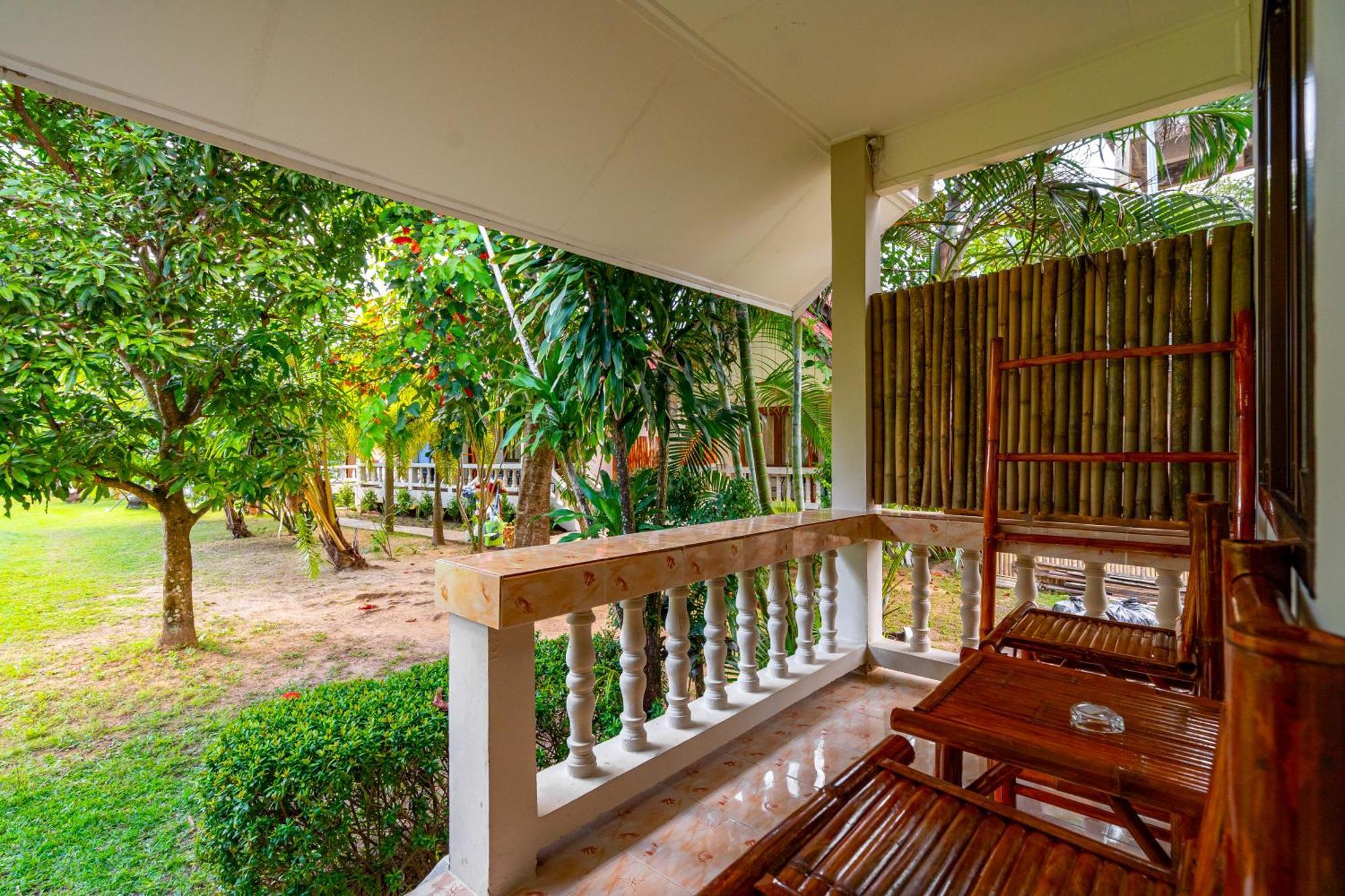 Lanta Beachfront Resort Koh Lanta