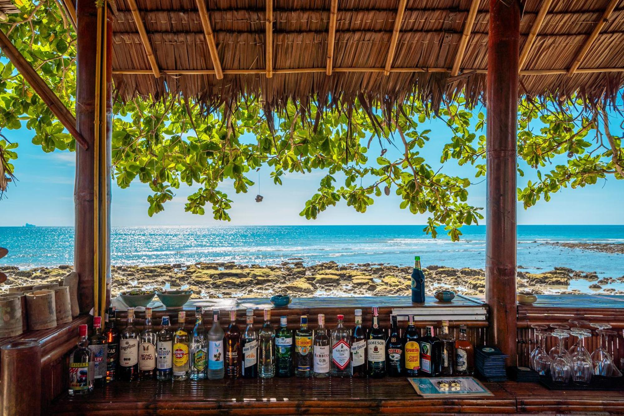 Lanta Beachfront * Koh Lanta