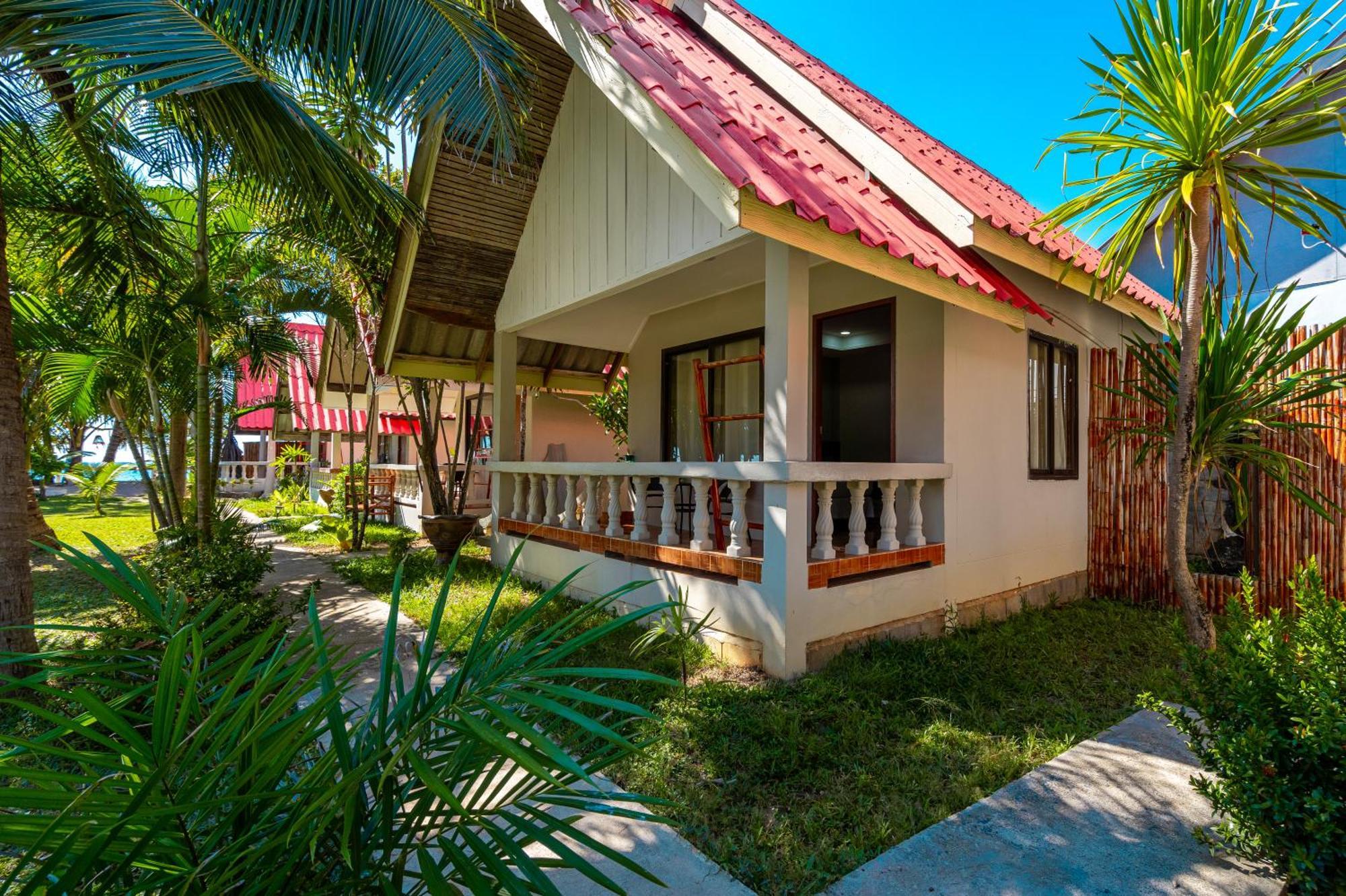 Lanta Beachfront *