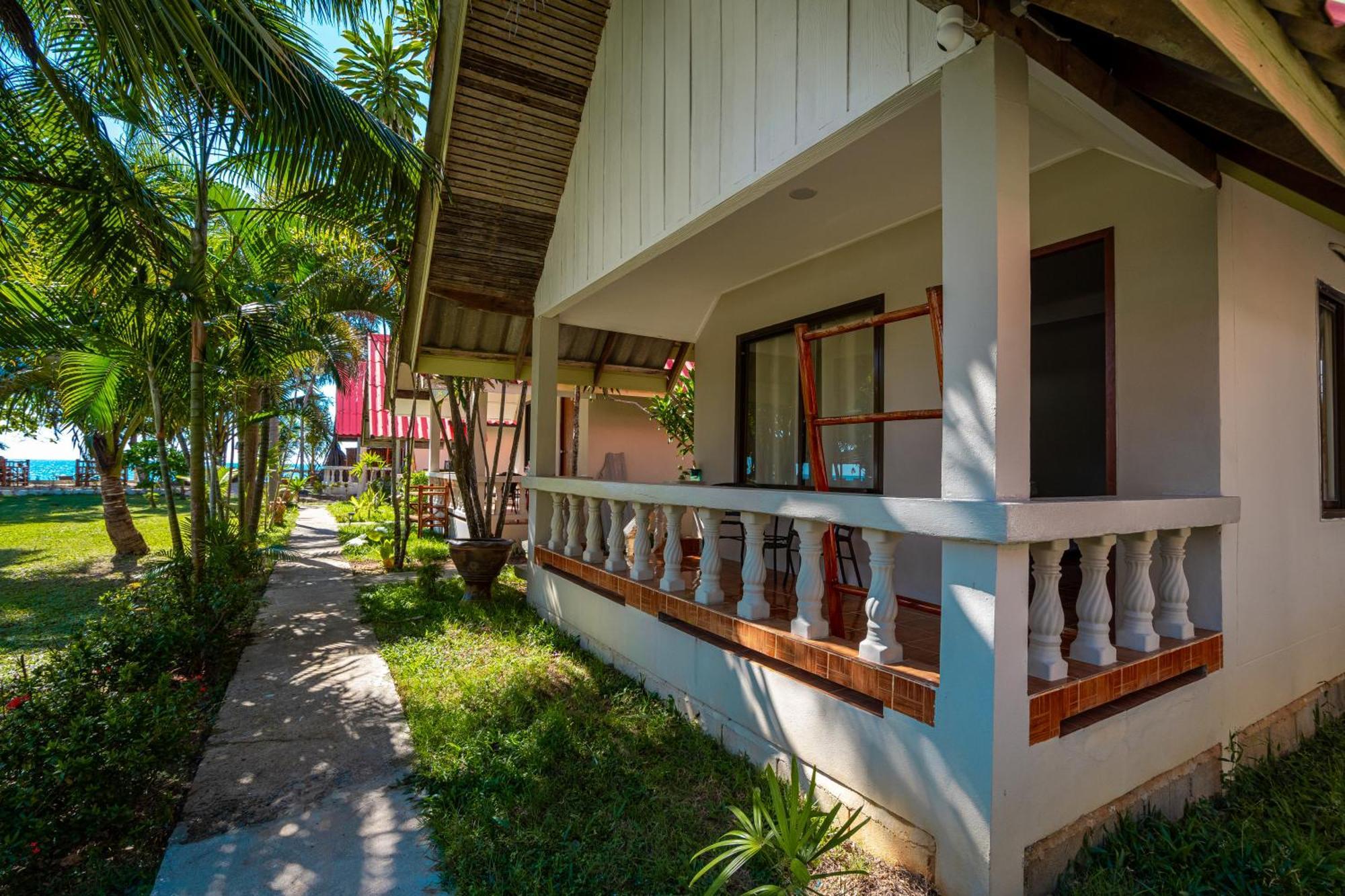 Lanta Beachfront