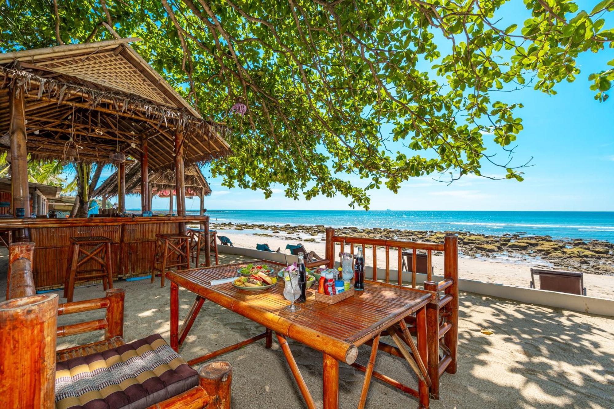 Resort Lanta Beachfront Koh Lanta