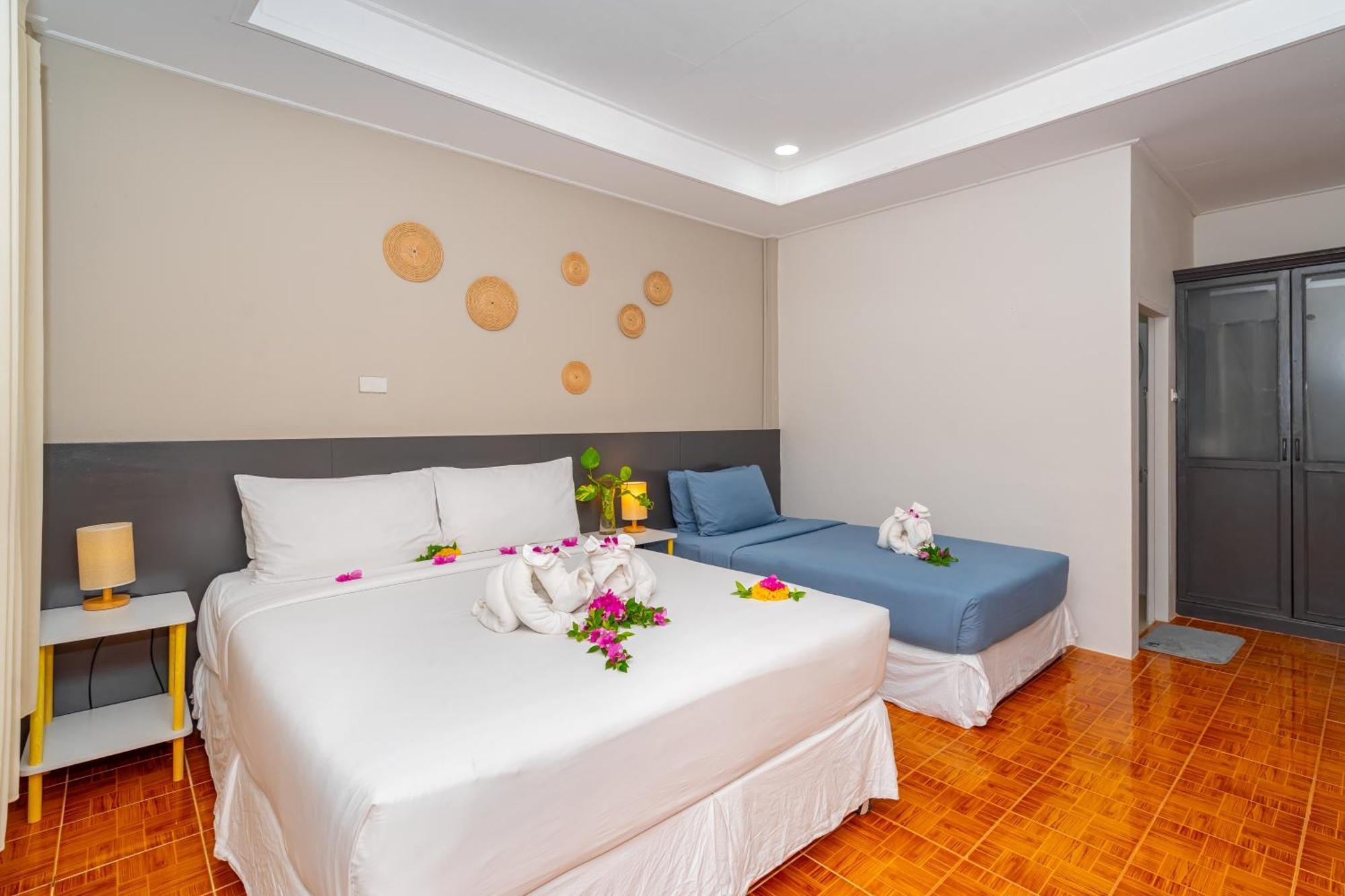 Lanta Beachfront Koh Lanta