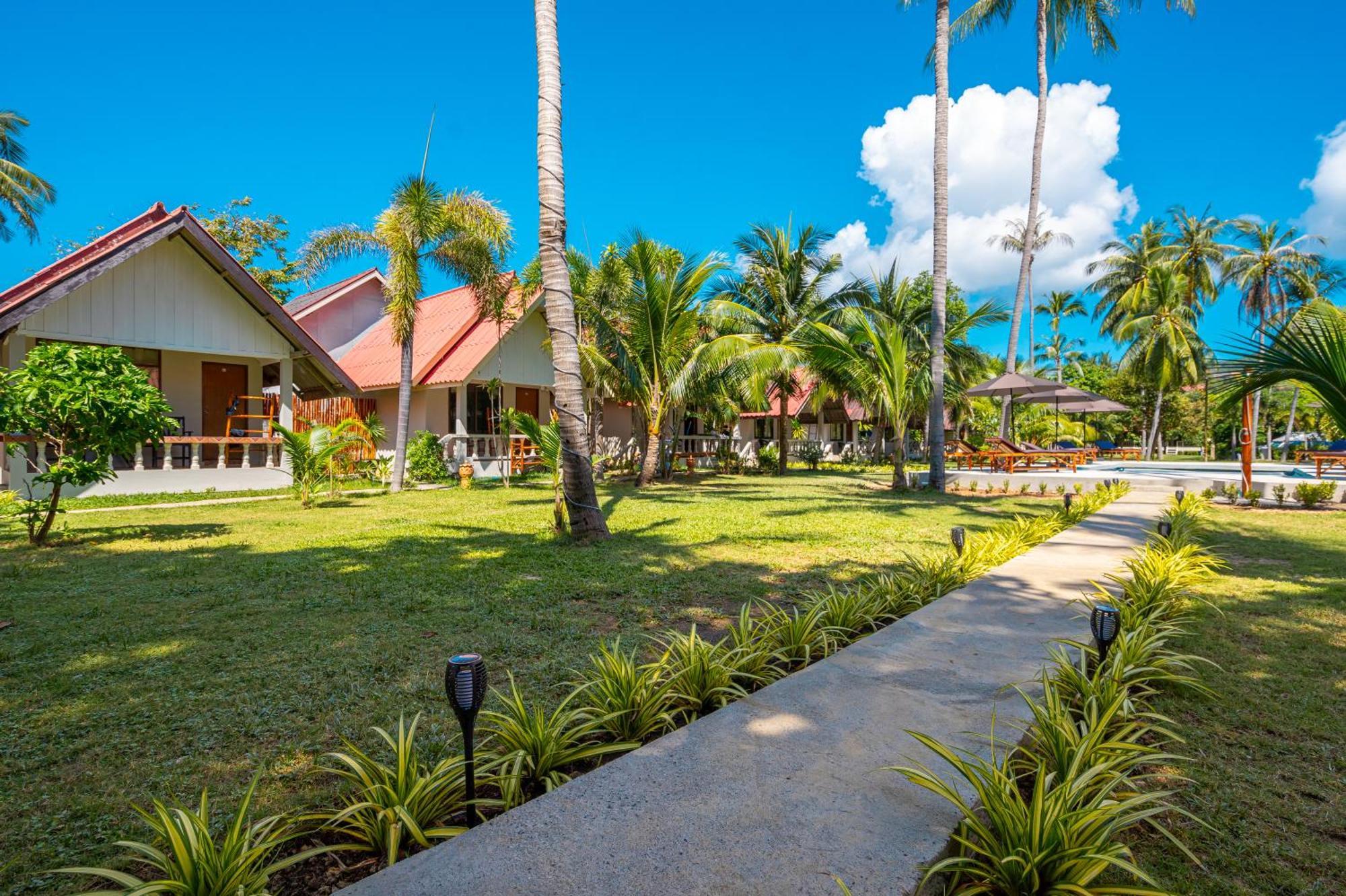 Lanta Beachfront * Koh Lanta