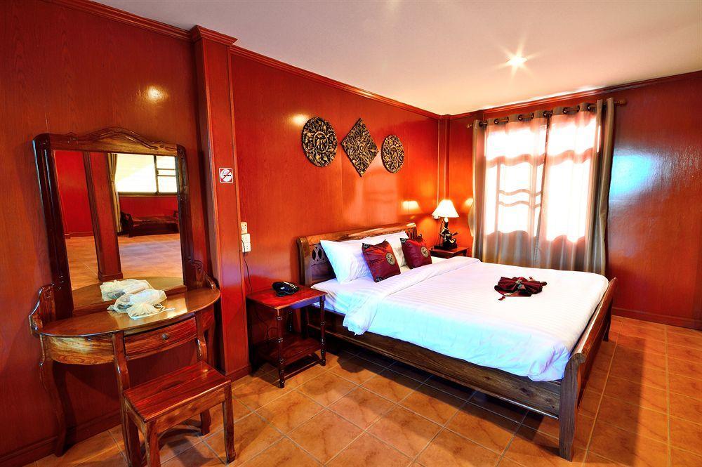 Hotel Avila 3*